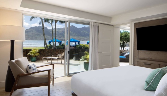 Spacious Suite w/Private Lanai | Beachfront Retreat w/Airport Shuttle in Lihue