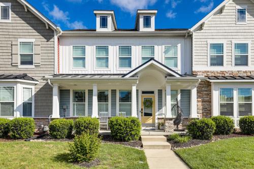 Spacious Townhome 2 Mi to Bethany Beach Boardwalk in Frankford