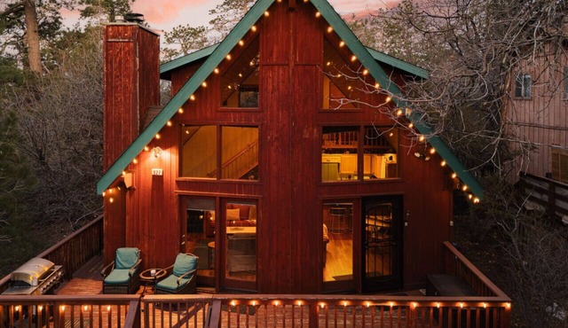 Stargazer|A-Frame, Firepit, Spa, Dogs Ok, By Lake! in Big Bear