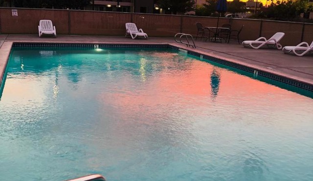 Sugarloaf Mountain Motel in Bend