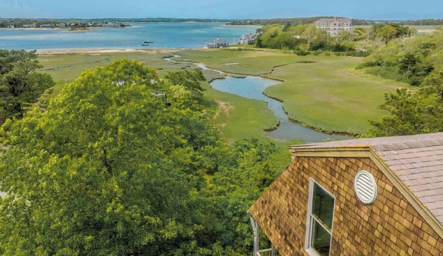 Sweeping Views, 150 Yards to Private Beach! in Chatham