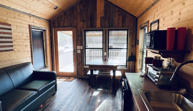 Table Rock Tiny Home The Big Piney in Eagle Rock