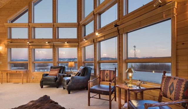 Teton Riverfront Retreat | Spacious, Peaceful, Perfect for Family Adventures in Victor