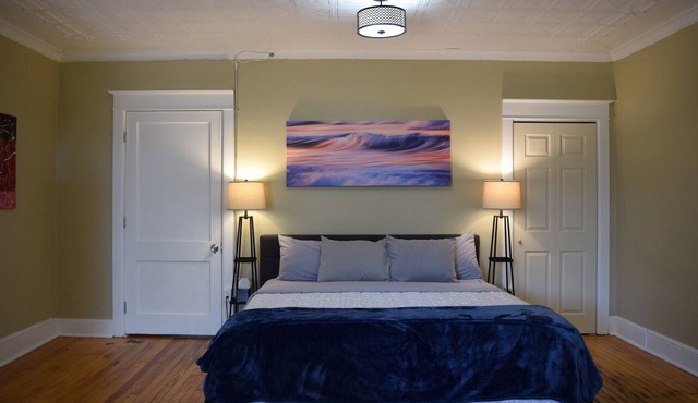 The Corner House in Historic Boonsboro-Studio Apt in Boonsboro