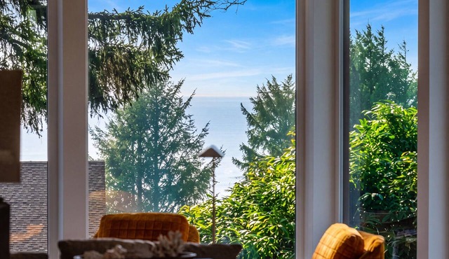 The Larch Lodge at Neahkahnie Mountain & Beach in Nehalem