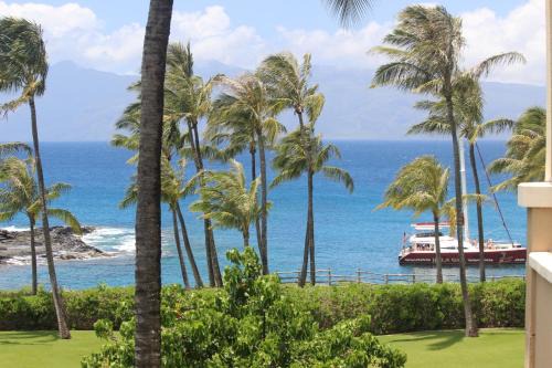 The Resort at Kapalua Bay 2 Free Rental Cars KBM Resorts Oceanfront 2 Units 6 Bedrooms ML-1507 in Kapalua