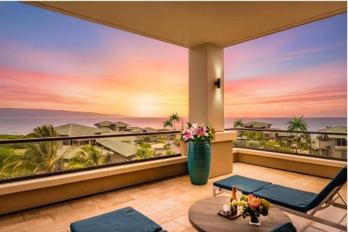 The Resort at Kapalua Bay 2 Free Rental Cars KBM Resorts Gorgeous Ocean Front 2 Units 6 Bedrooms ML-1577