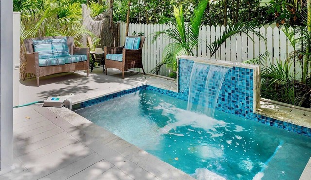 *THE ZESTY LIME @ OLD TOWN* Restored Home + Last Key White Glove Service. in Key West