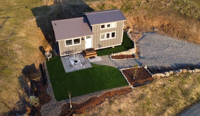 Tiny home, Big View, Private space in Chelan