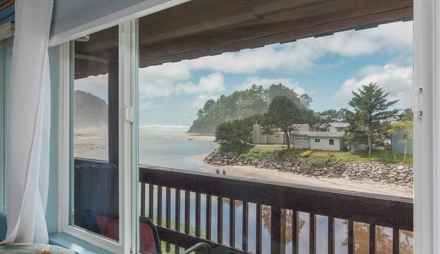 Top Level Beach View Proposal Rock Condo in Neskowin
