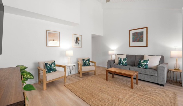Tropical Turtle Bay Condo, Steps from Pool & Walking Distance to Beach in Kahuku