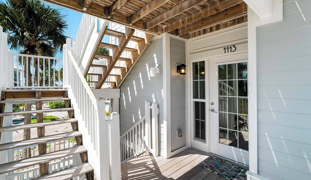 Updated 2 BR! Breathtaking View of the Gulf Sunsets! B1113A in Cape Haze