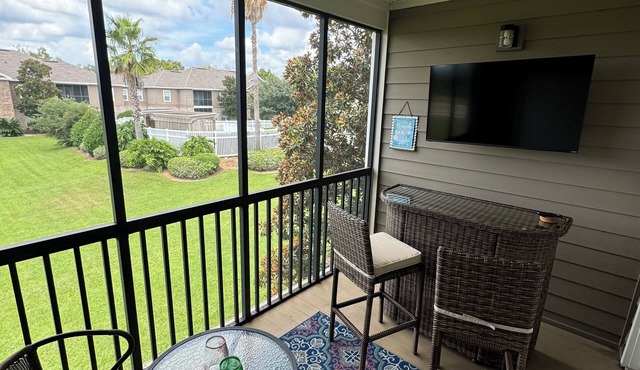 Upgraded condo close to Beach in Foley