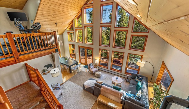 Views! 4k SqFt! Hot tub! Gym! 4 King Suites+BunkRm in Tabernash