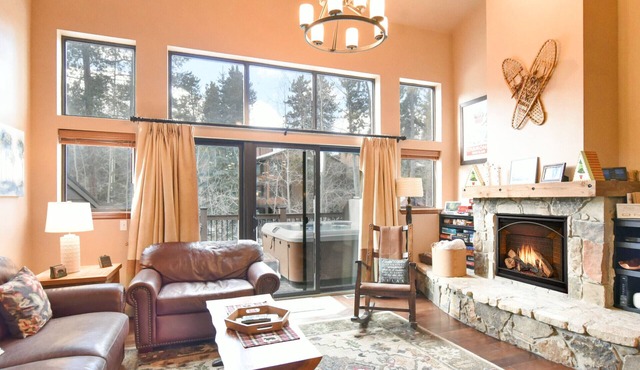 Village Point Buffalo Townhome Private Hot Tub Near Quick Silver Lift, In Breck in Breckenridge