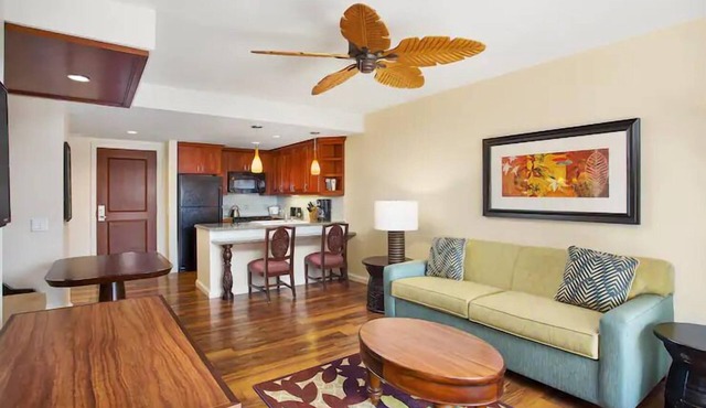 Waikiki | Waikiki Lagoon Escape | Pool & Beach | 1BR in Honolulu