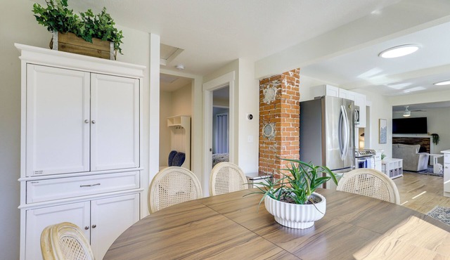 Walk to Dtwn Camas! Updated Home w/Game Room in Camas