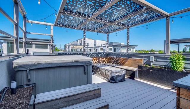 Walk to Mile High Stadium: Denver Home w/Deck in Denver