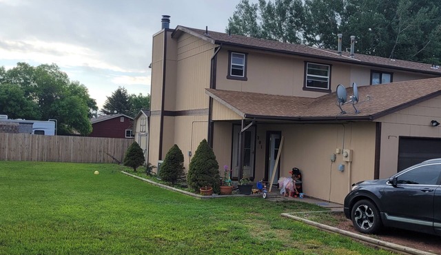 ​Work Crew Special: Monthly Rates Full Kitchen & Laundry in Douglas