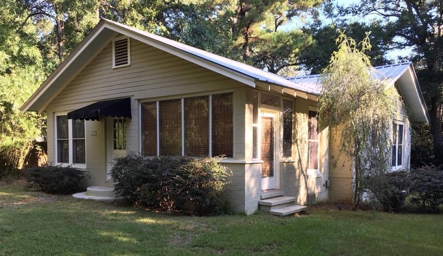Your Short Term Furnished Rental in the South's Most Desirable Town - Fairhope. in Fairhope