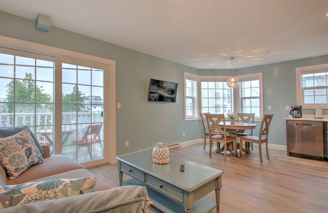 Atlantic Ocean Suites Beach 
