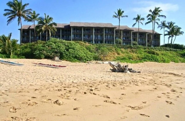 Wailua Bay 