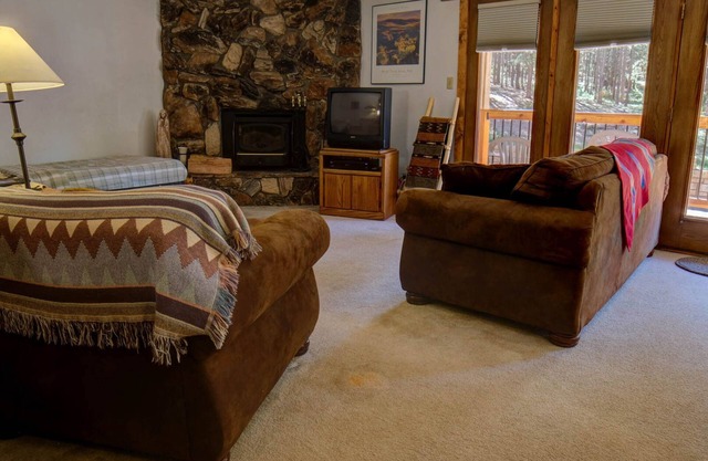 Cozy Condo close to the Chair Lift in Angel Fire