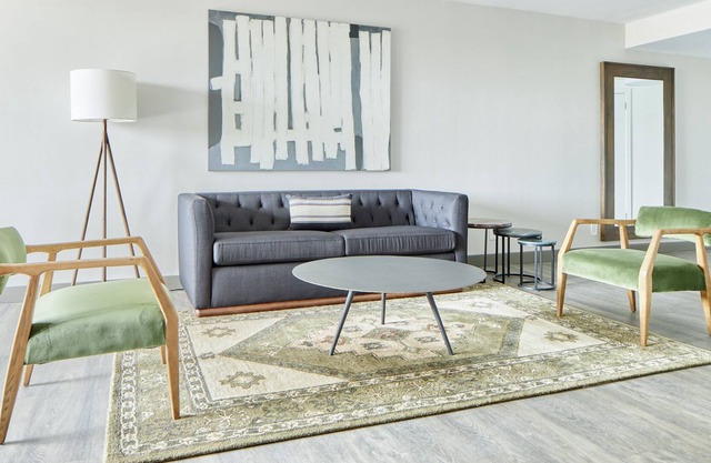 Sonder at The Terrace | One Bedroom Apartment w/ Balcony Parkway View in Philadelphia