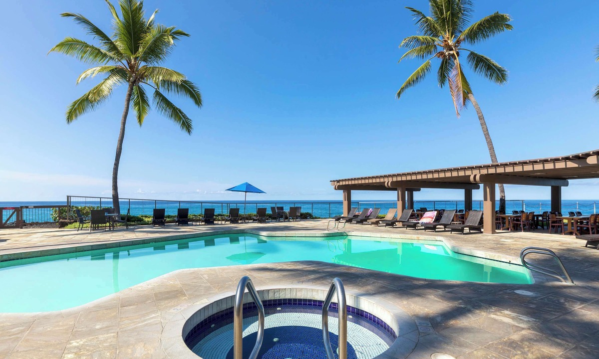 Keauhou Condo | Oceanfront at the Kanaloa w/A/c!