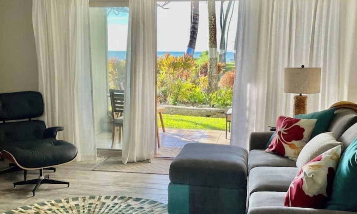Ualapue Condo | Rainbow Retreat - Ocean Front - Molokai - Peaceful