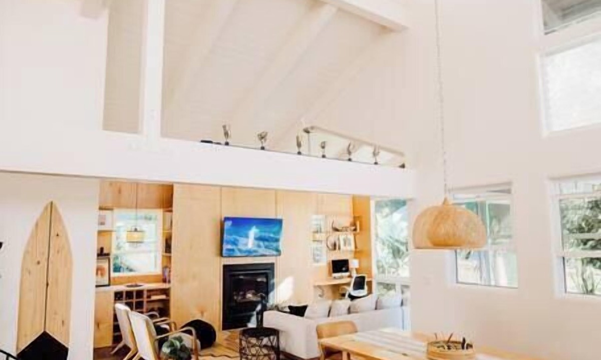 Princeville House | Architect-Designed Boho Modern with Golf Course Views