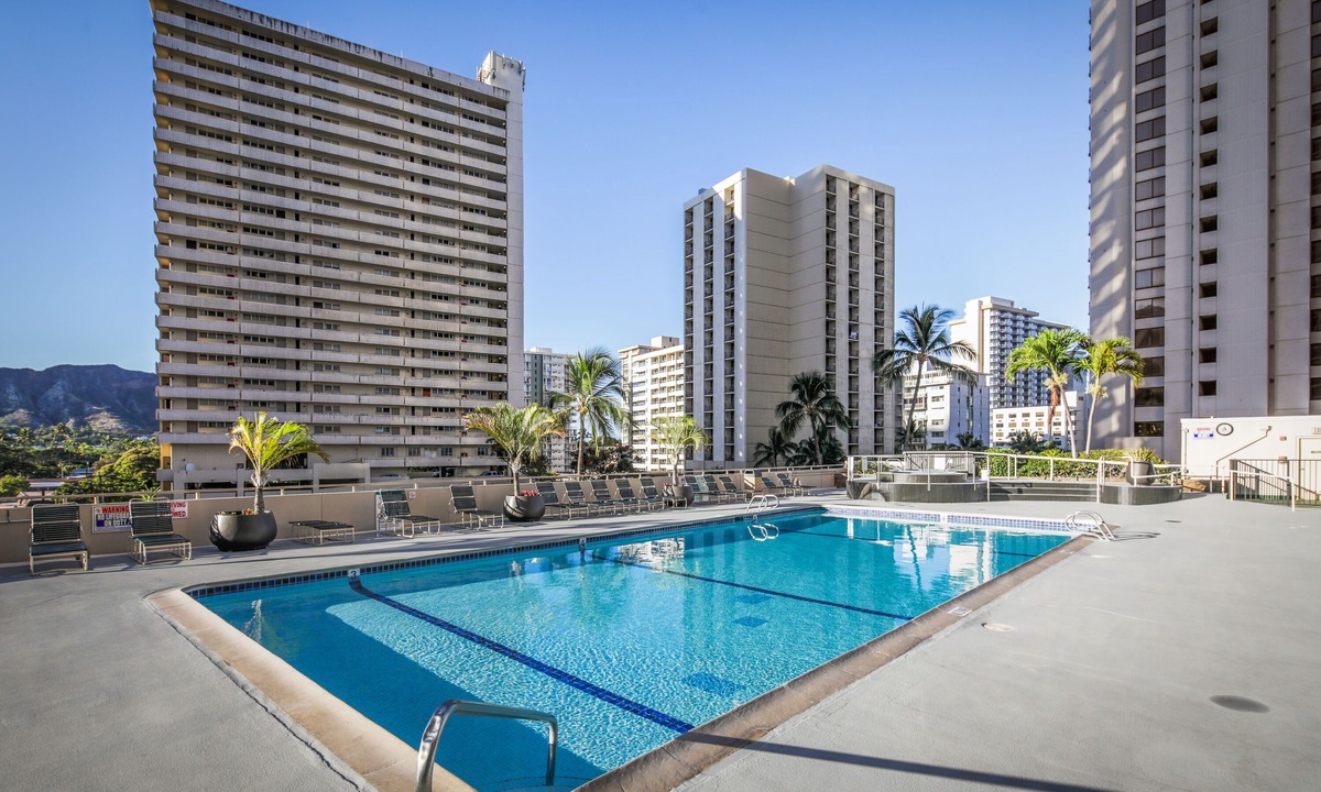 Waikiki Condo | Aston Waikiki Banyan 1BMV3 | Majestic Mountain Views – Pool & Hot Tub