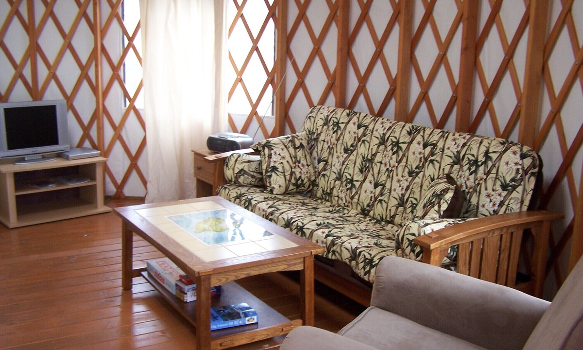 Ocean View Apartment | Hawaii by Yurt Luxury for Less!
