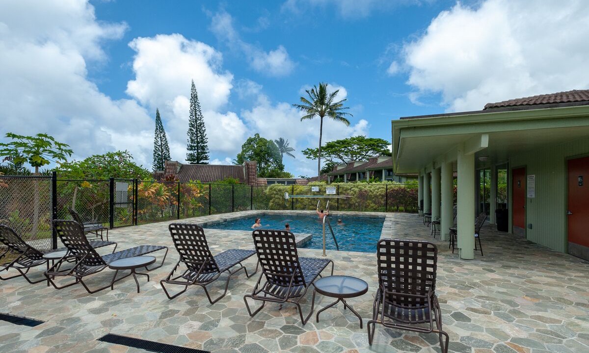 Princeville Condo | Spacious Home Great for Large Groups - Walk to Beaches/Groceries/Shopping