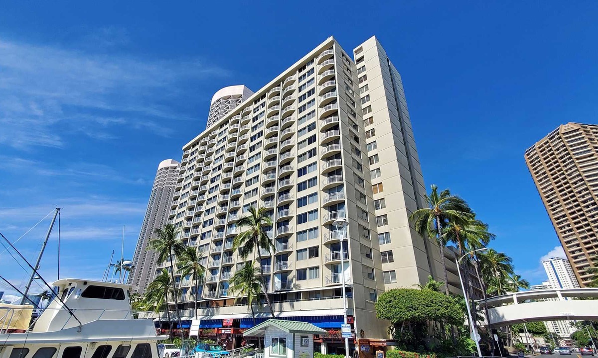 Waikiki Condo | Ilikai Marina 1192 Ocean/Sunset Views King Bed, Sofa Bed