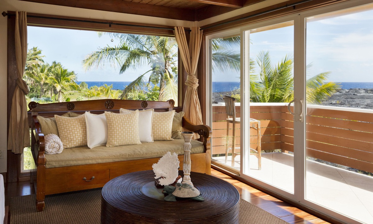 Kaimu House | Luxuriously Appointed Bali Temple Has 160 Degree Ocean Views!
