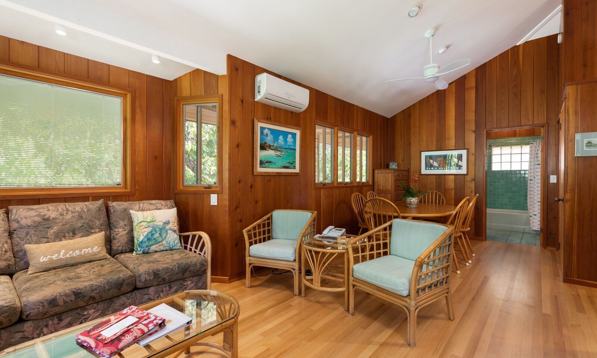 Puako Cottage | Waialea Bay Beachfront Home with AC