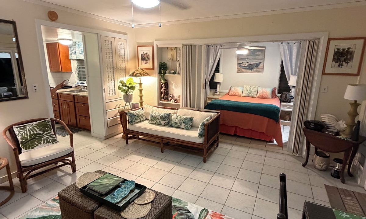 Punaluu Cottage | An Absolute, Perfect Paradise and Affordable