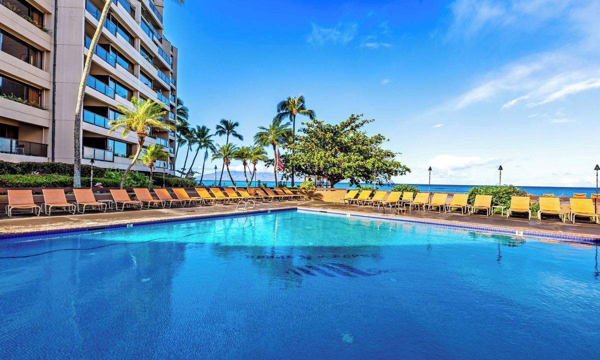 Kahana Condo | Summer Savings! $175n 7/3-11/20 1BD/2BA Oceanfront SK318 -Sullivan