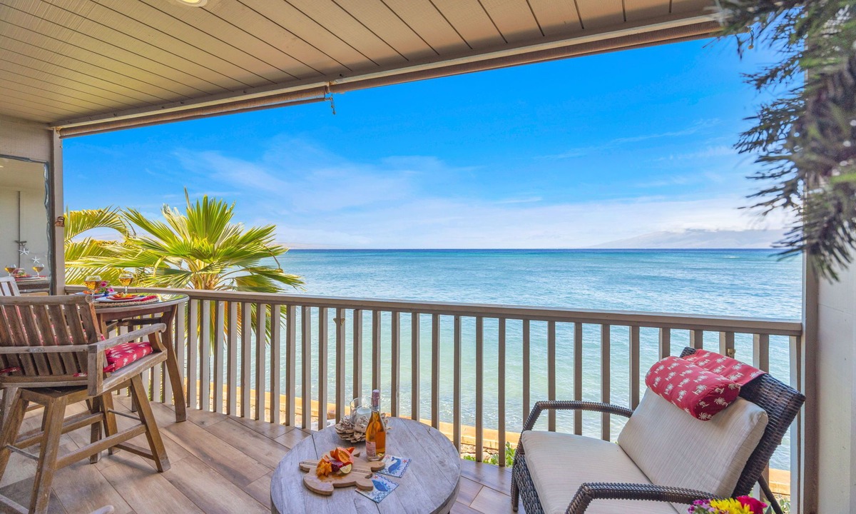 Kahana Condo | Oceanfront Remodeled Studio Pohailani 203 - Lanai Ocean Views - Cold AC