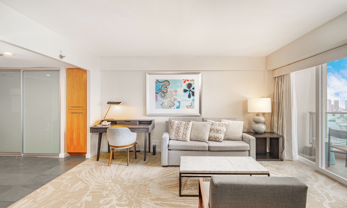 Ala Moana Condo | Junior Suite 1 Bedroom Ala Moana Condominium, City/Partial Ocean from Lanai