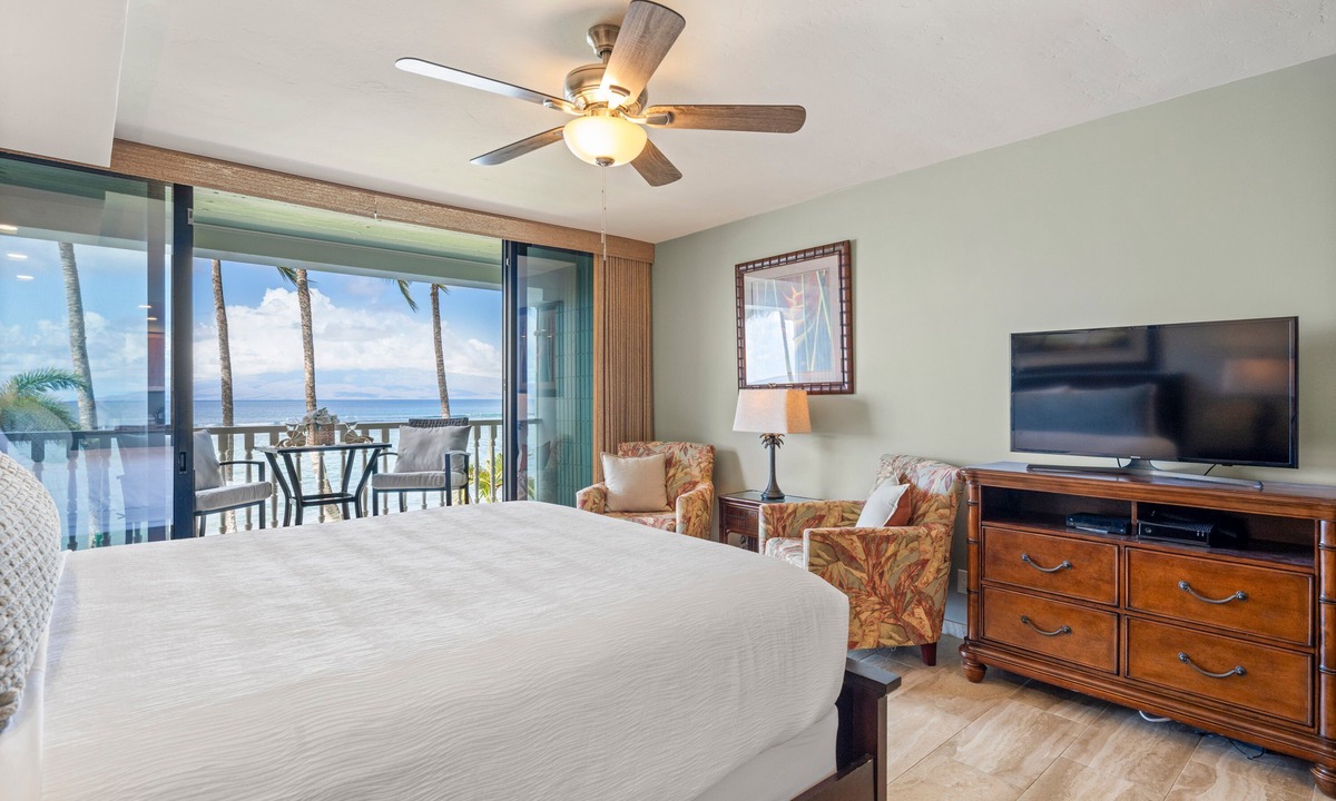 Historic Lahaina Front Street Apartment | Relaxing Oceanfront Studio at Lahaina Shores
