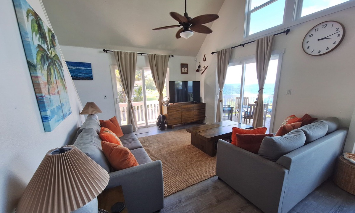 Keaau House | Hale Kailani - Perfect Oceanfront Cottage for Relaxing Stays - Sunrise Views