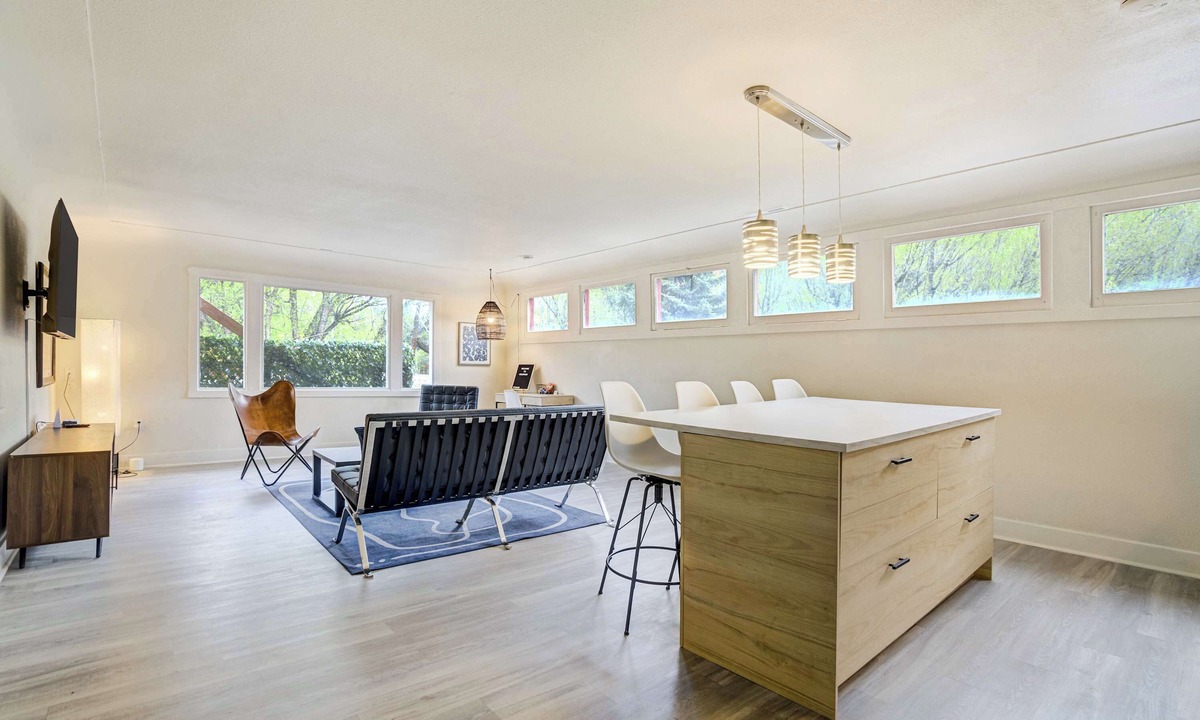 Green Mountain Falls Apartment | Lakeside Loft! Town Center Gem Near Gazebo Lake