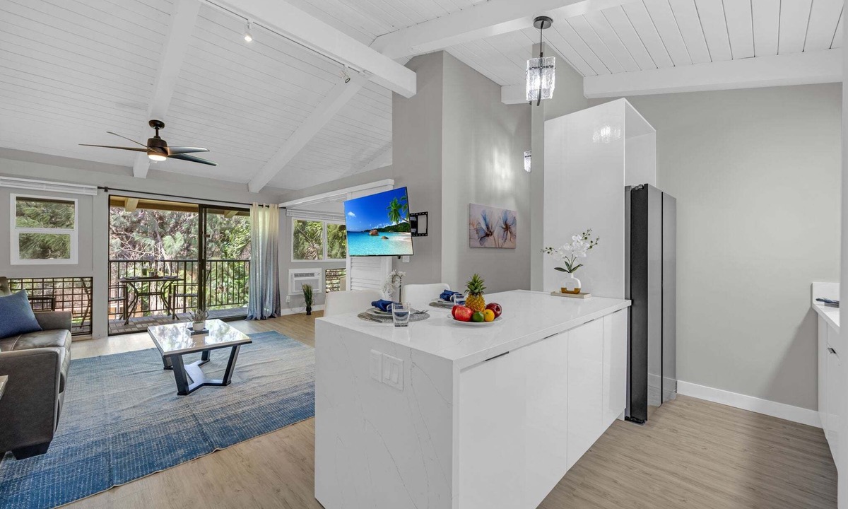 Maalaea Condo | New Listing! Beautifully designed sunlit getaway