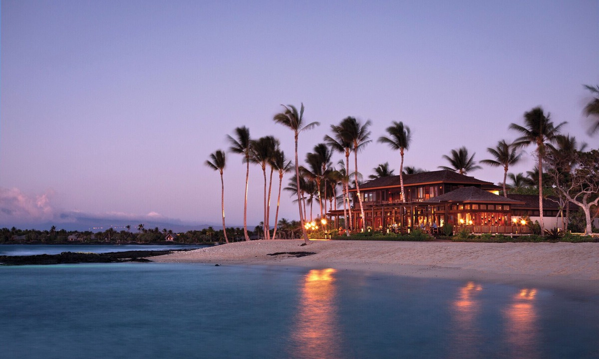 Kaupulehu House | Laueki 8 – Stunning Ocean View | Onsite Staff & Daily Housekeeping