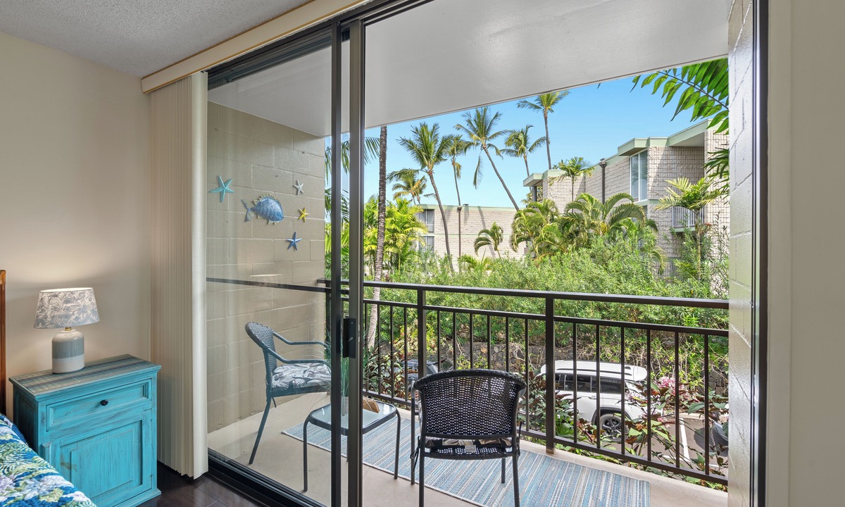Kailua-Kona Condo | New Listing! Beautifully remodeled!