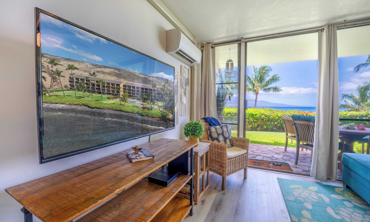 Maalaea Condo | *Maalaea Banyans 104* NEW LISTING Maui Stunning Prime Ocean Front with hot tub!