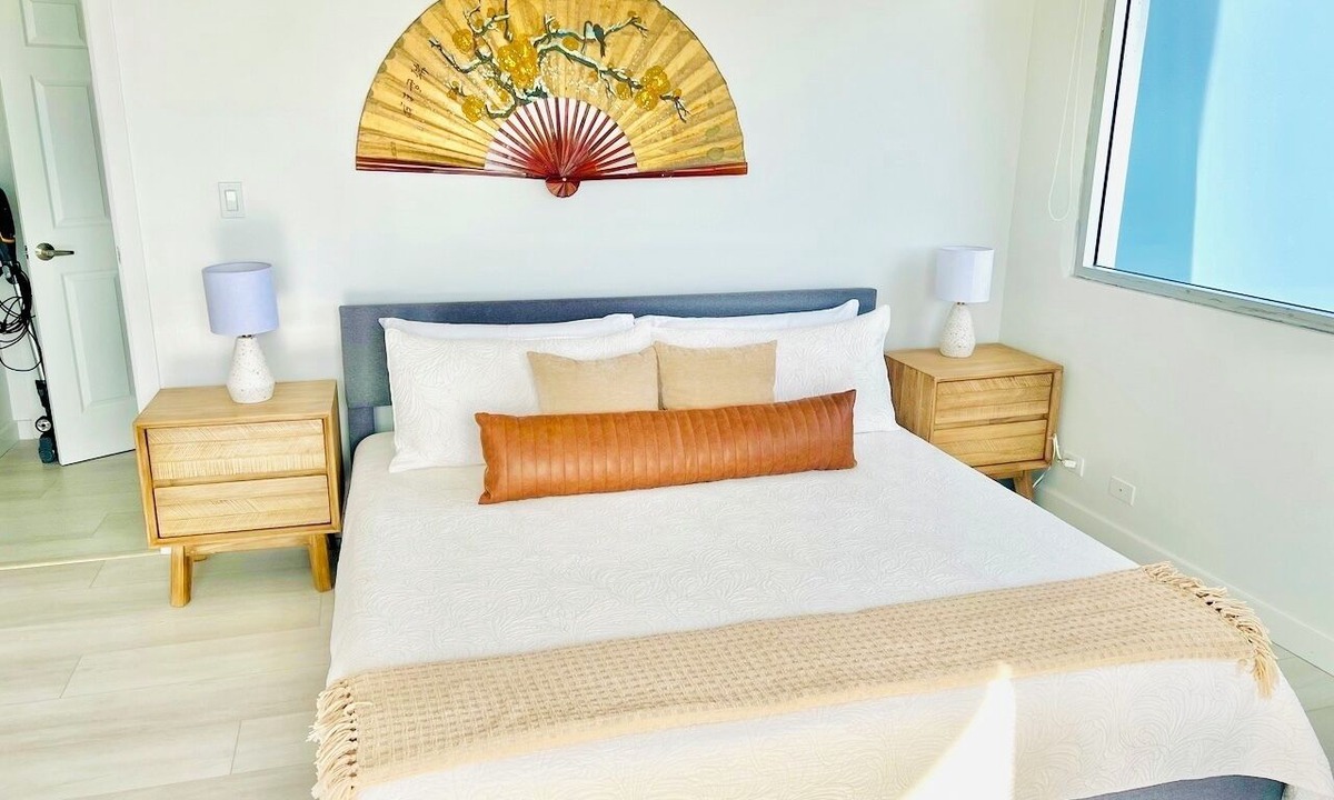 Hilo Condo | Amazing Ocean & Park Views - Pool & AC