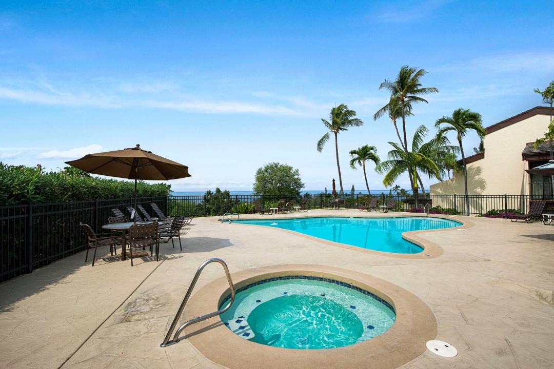 Keauhou House | Country Club Villas 303